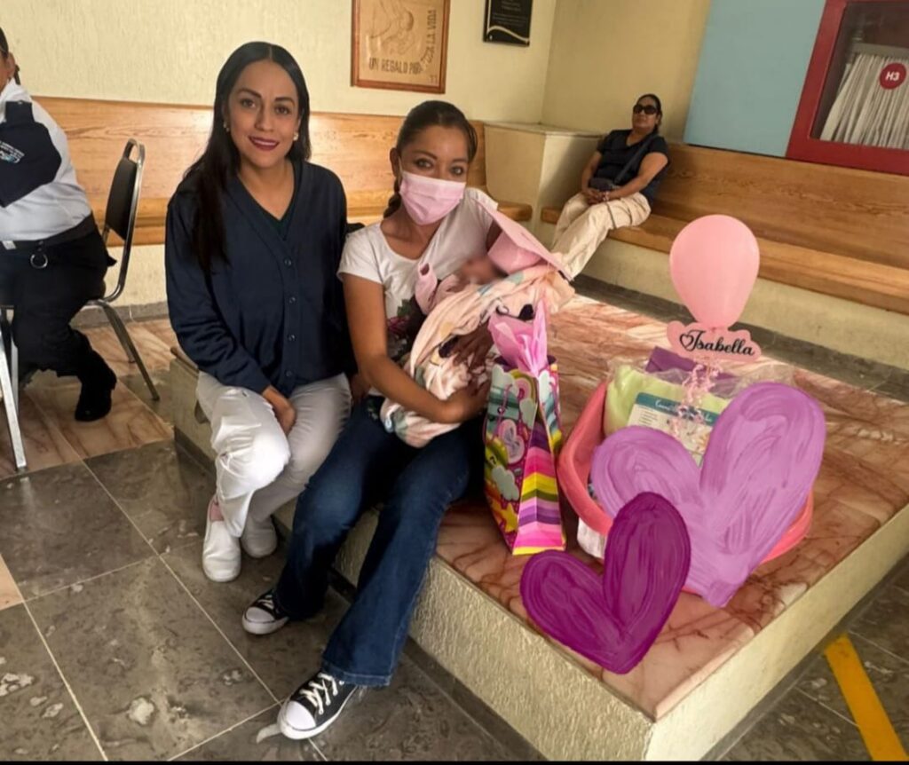 IMSS salva a bebé prematuro extremo de 970 gramos