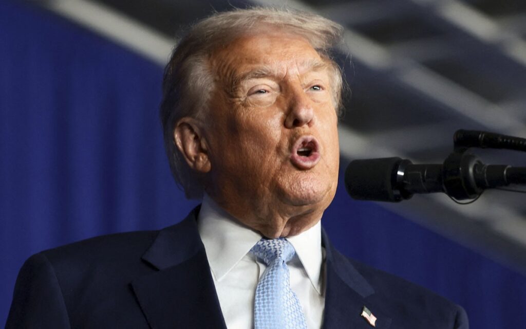 Trump reitera que EU atacará por tierra a narcotraficantes en América Latina
