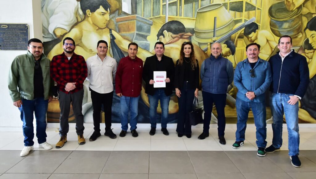 Iram Ciceña se registra como candidato único a la presidencia de la CMIC