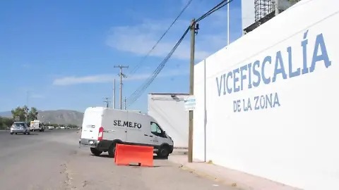 Jovencito reparaba un camión y lo aplastó, perdió la vida al instante