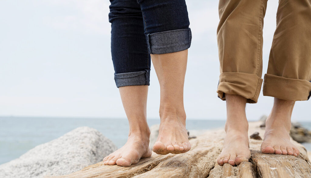 ¿El frío de los pies realmente causa enfermedades?