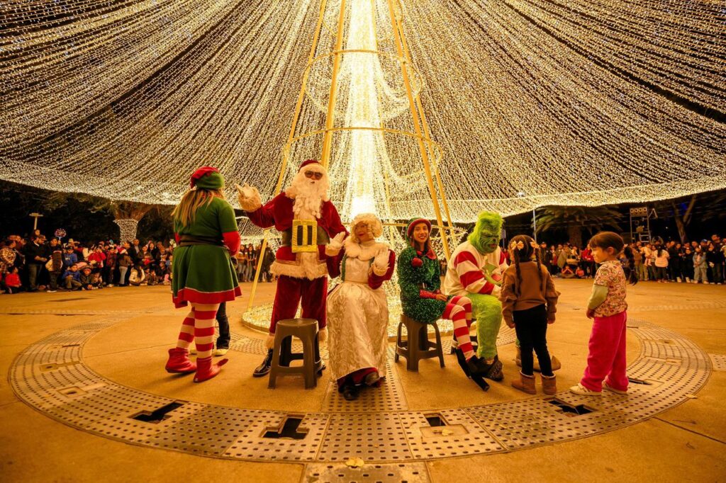 Duranguenses reconocen alumbrado navideño como un espacio de convivencia, valores y unión familiar