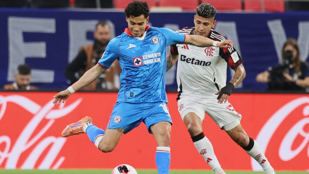 Cruz Azul sucumbe ante Flamengo en el Derbi de las Américas 2025