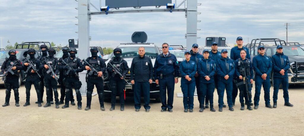 Refuerzan seguridad en carreteras por llegada de paisanos a Durango