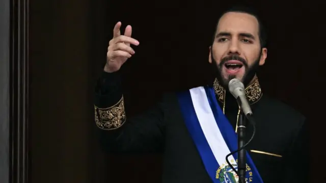 El Salvador se prepara para un posible tercer mandato de Bukele tras reformas legales