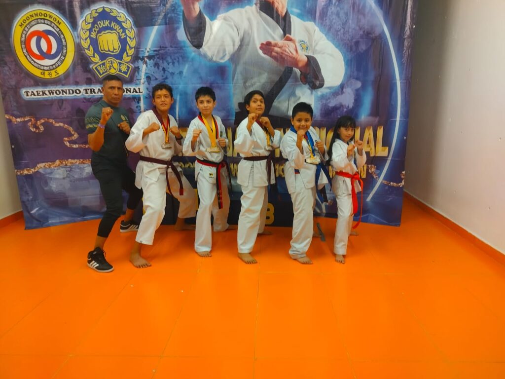 Duranguenses destacan en Campeonato Nacional de Taekwondo