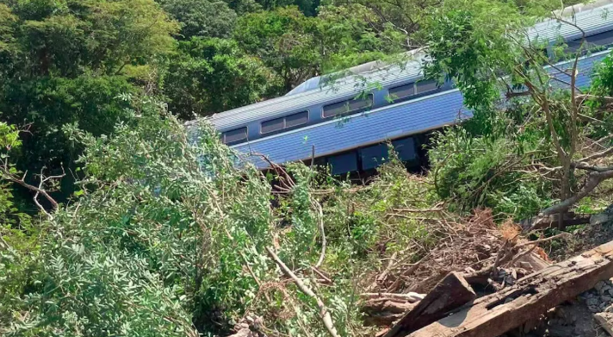 Se descarrila el Tren Interoceánico en Oaxaca con más de 240 pasajeros