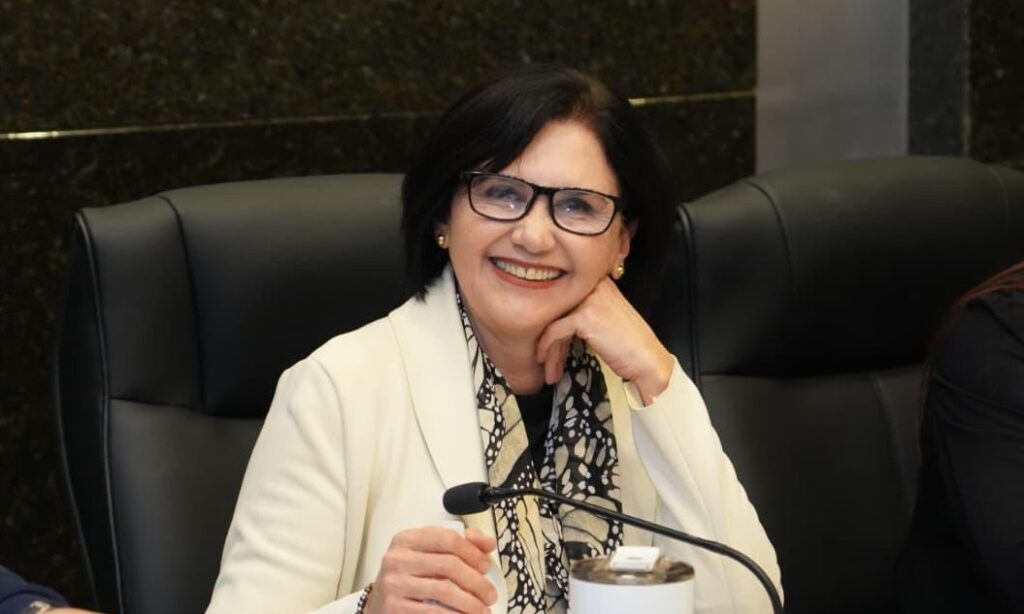 Propone Rocío Rebollo reformas para frenar violencia contra animales