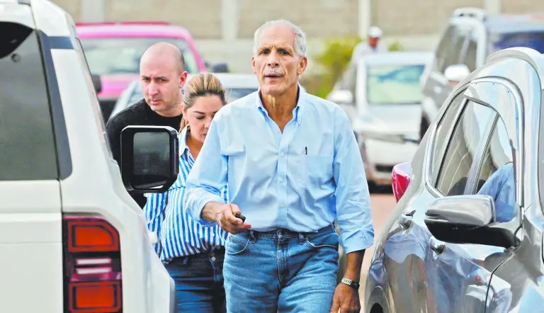 Asfura pasó a liderar el escrutinio de la elección presidencial en Honduras