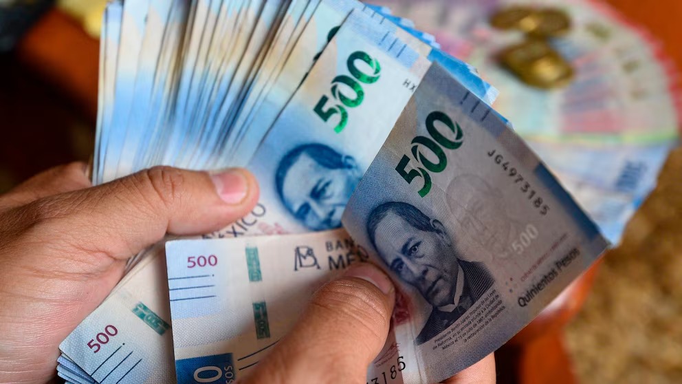 Trabajadores que NO recibirán el aumento al salario mínimo en 2026
