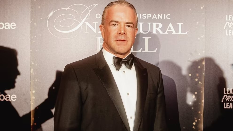Juez emite nueva orden de captura contra Raúl Rocha Cantú, dueño de Miss Universo