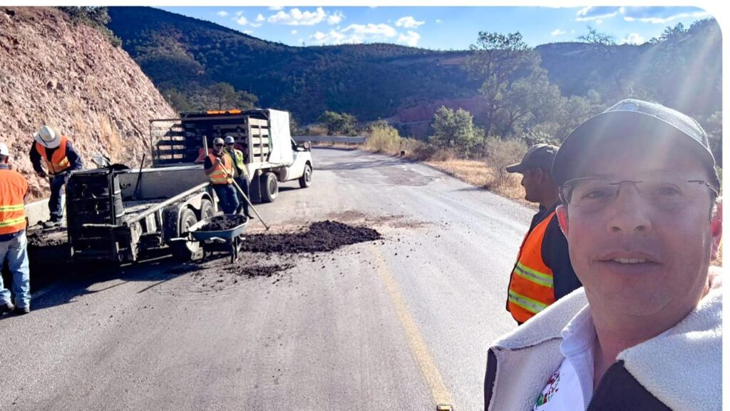 Gestión de Bacheo en Arroyo Hondo a Nonoava: Compromiso con la Seguridad Vial