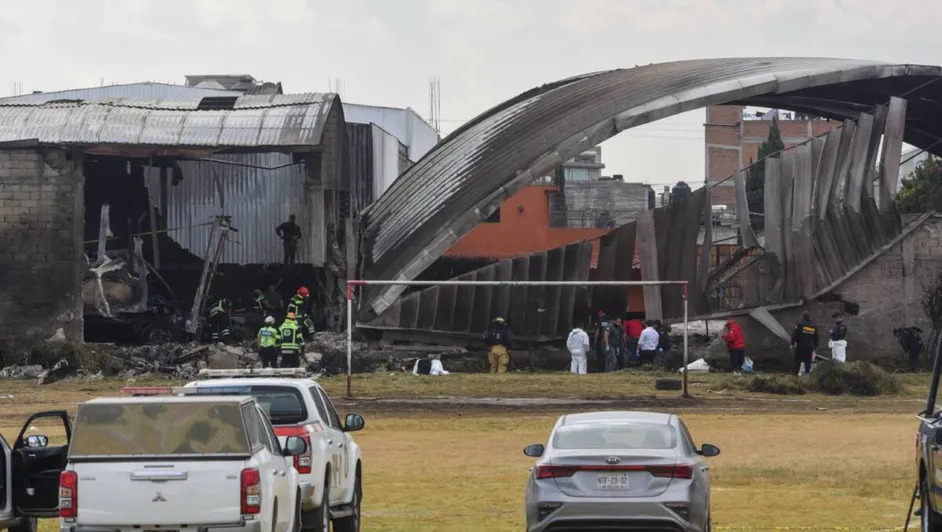 Localizan caja negra de avioneta desplomada en Toluca