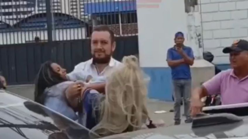 VIDEO: Embarazada encuentra a su esposo con la amante y se agarran a golpes en la calle