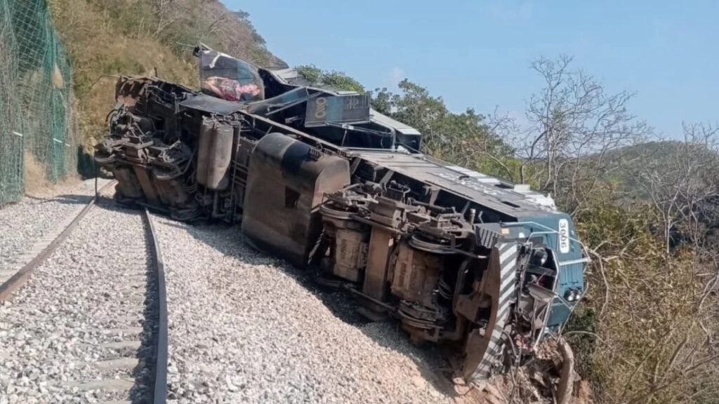 Confirman 13 muertos y 98 lesionados tras descarrilamiento del Tren Interoceánico