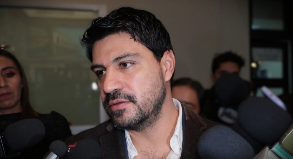 Las 40 horas son con dos días de descanso y sin negociaciones: Martín Vivanco (MC)