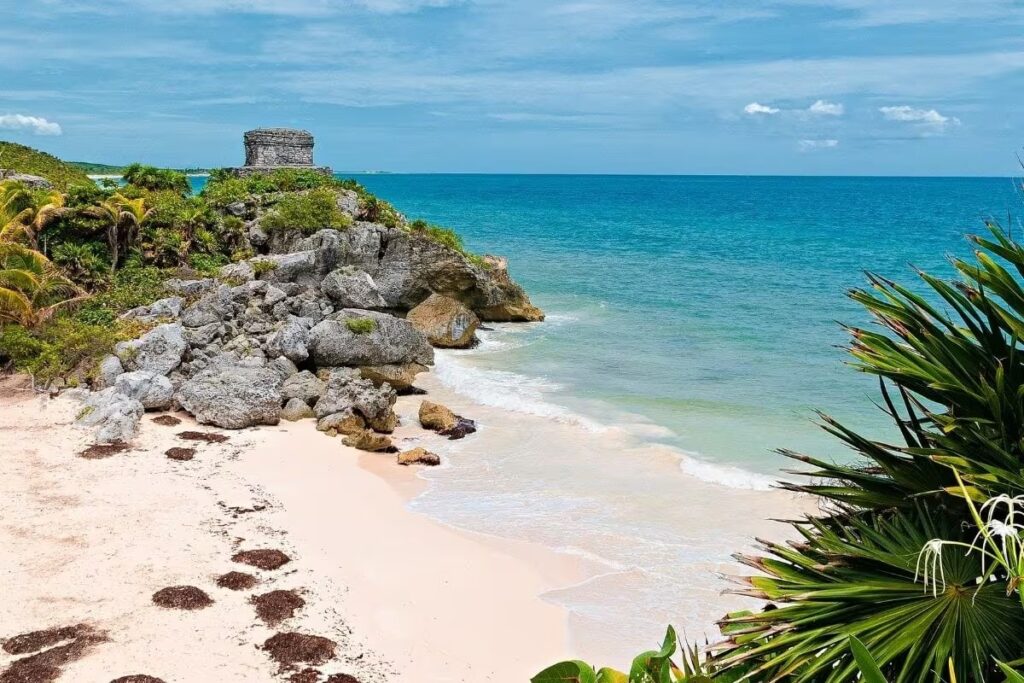 Tulum busca recuperar turismo tras crisis por alza en precios