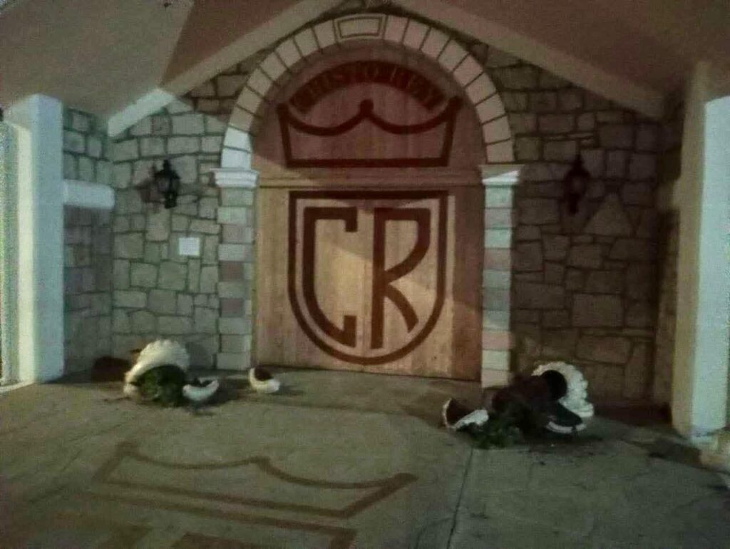¡Indignación en Santiago Papasquiaro! por vandalismo contra el Templo de Cristo Rey