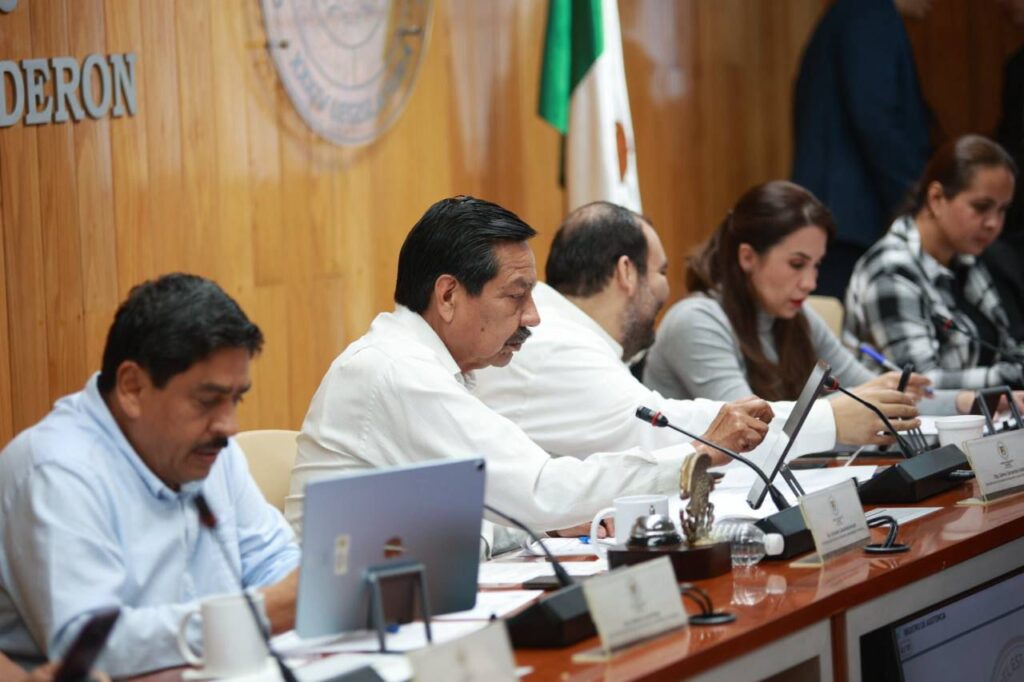 Analizan diputados nueva Ley de Derecho de Vía en Nayarit