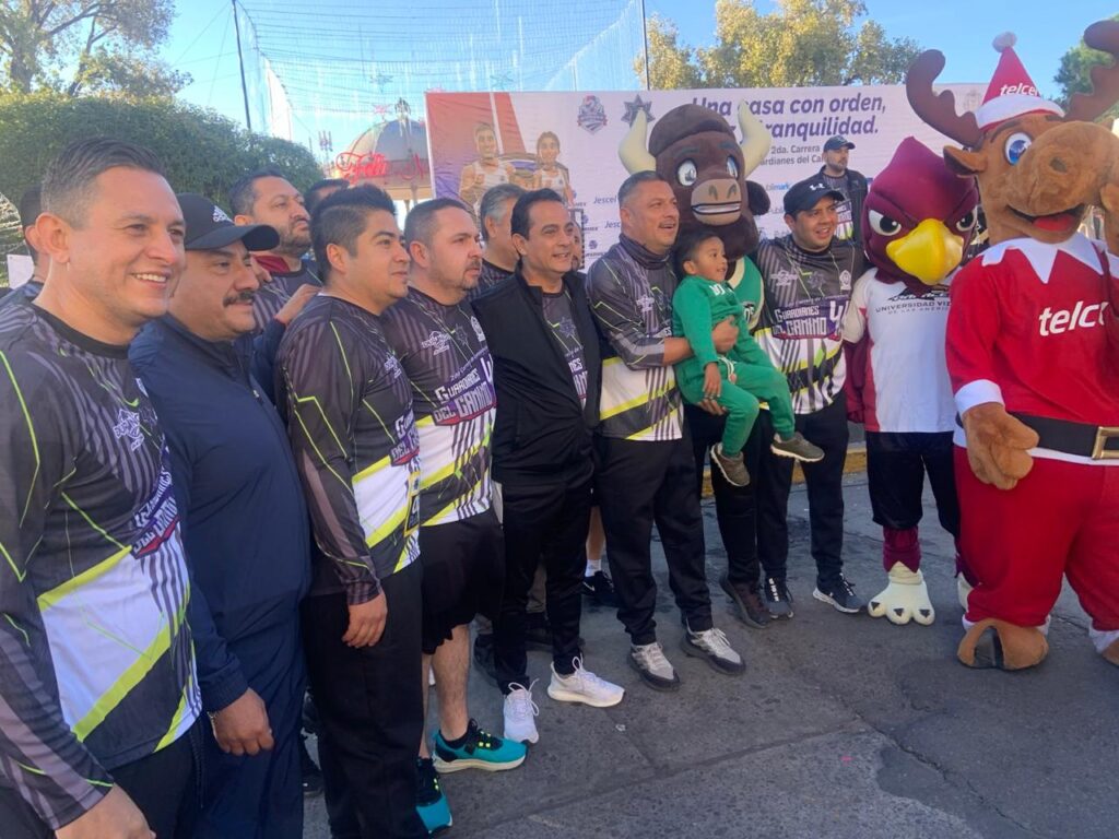 Con una carrera inician los festejos del Día del Policía