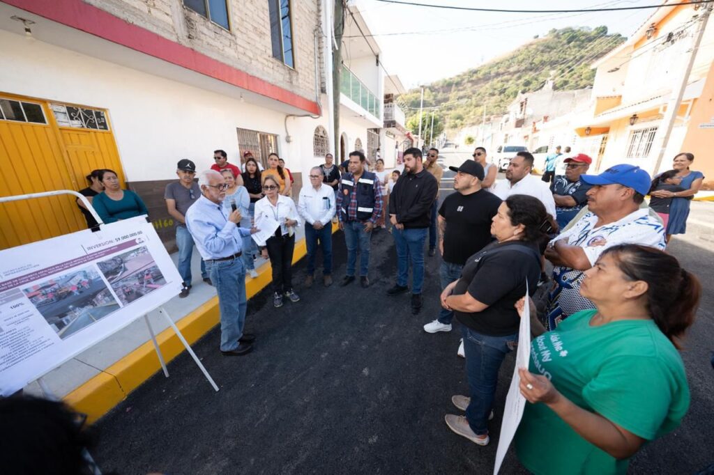 Supervisa el gobernador Miguel Ángel Navarro Quintero obras de drenaje, vialidades e infraestructura educativa