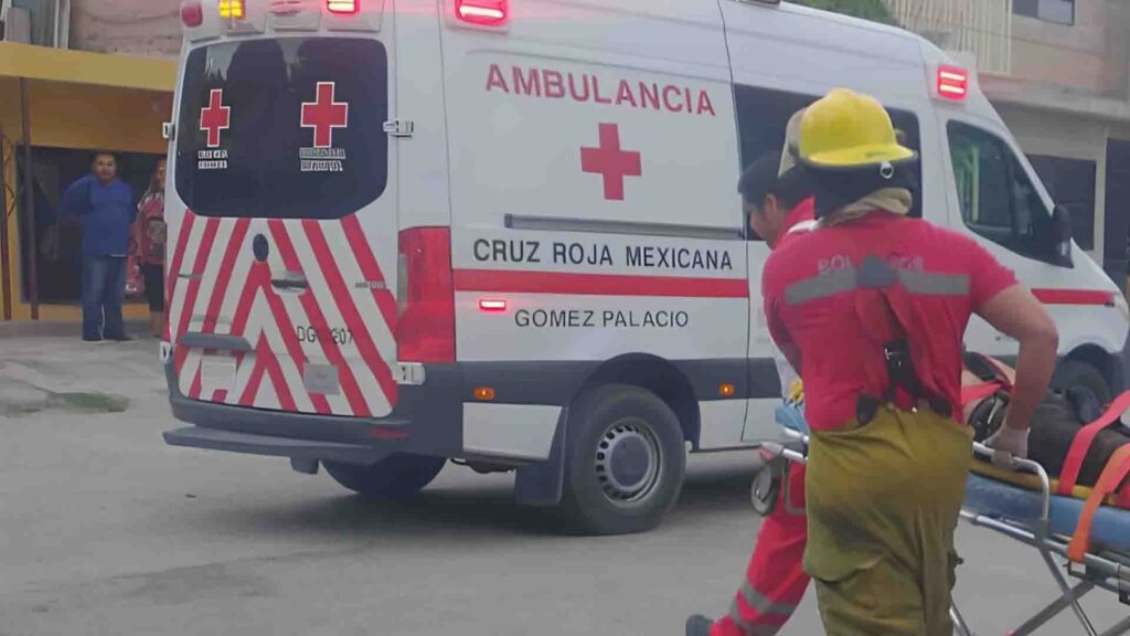Joven motociclista herido al chocarlo un vehículo