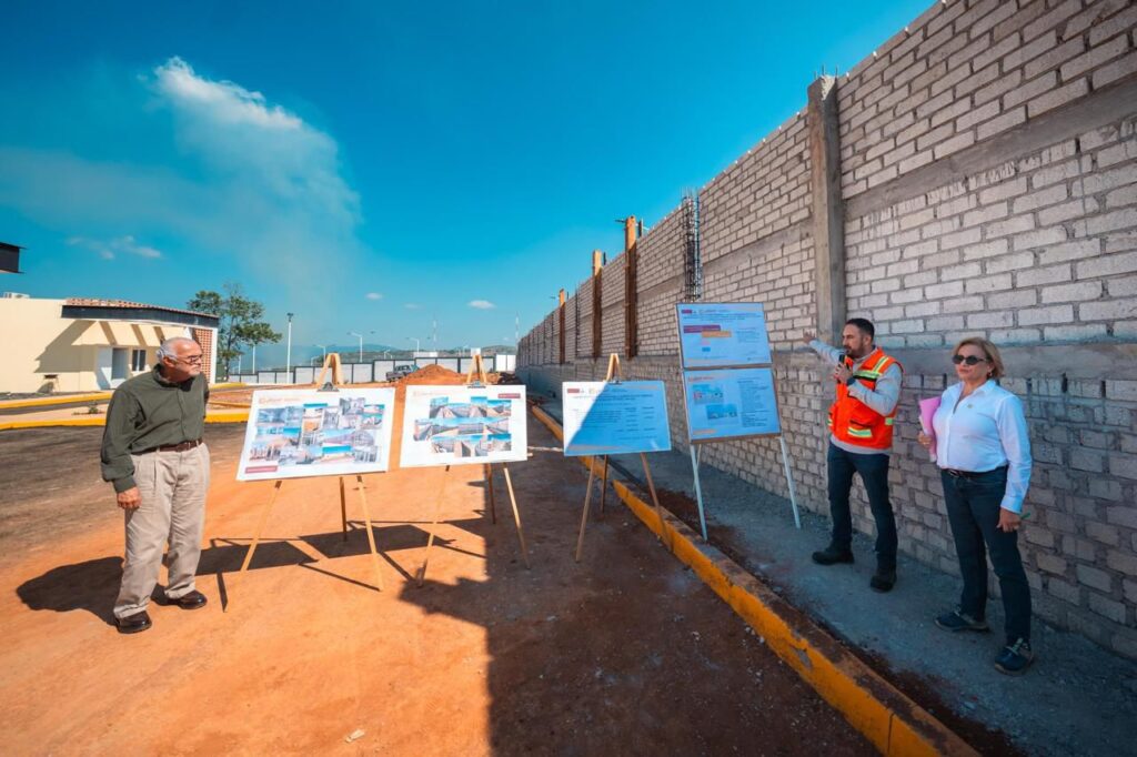 Gobernador Miguel Ángel Navarro constata avances en el Centro de Resguardo e Identificación Genética