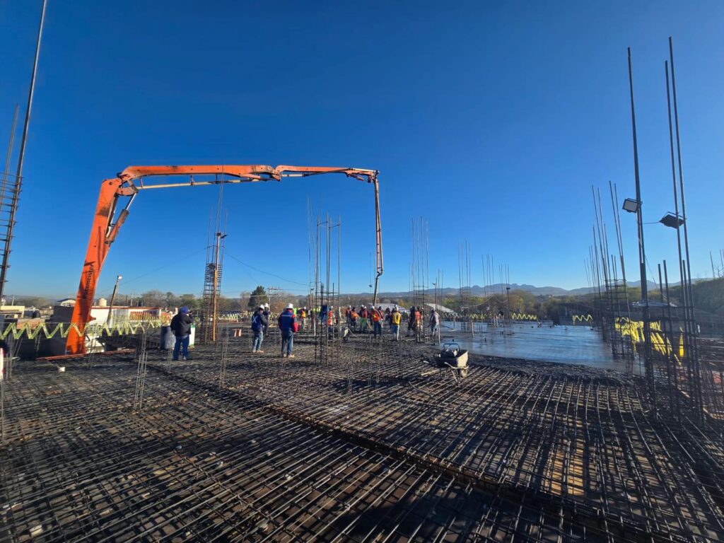 Avanza en tiempo y forma la construcción del Hospital General de Santiago Papasquiaro