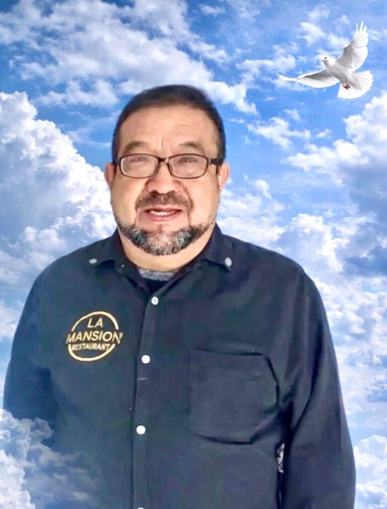 Fallece “Manuelito”; mesero y personaje de Santiago Papasquiaro