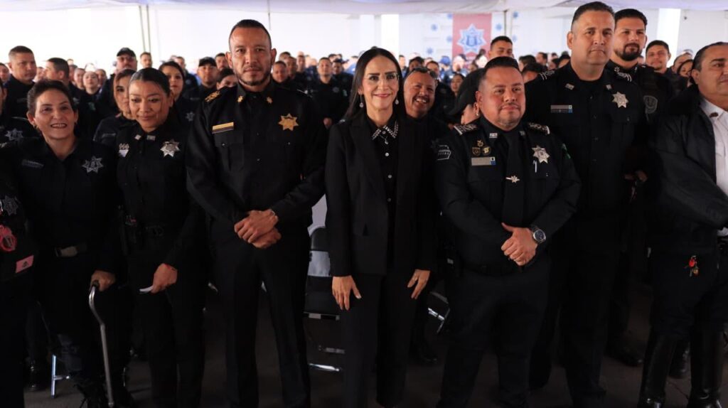 Tlaquepaque honra con gratitud y reconocimiento a sus policías