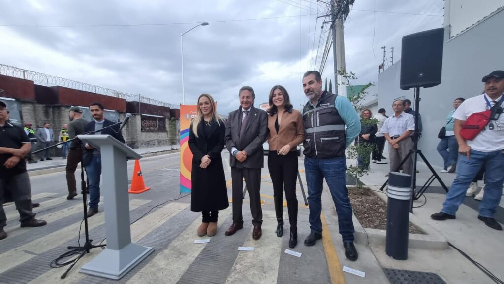 Inauguran renovación integral de la calle Montemorelos en Zapopan
