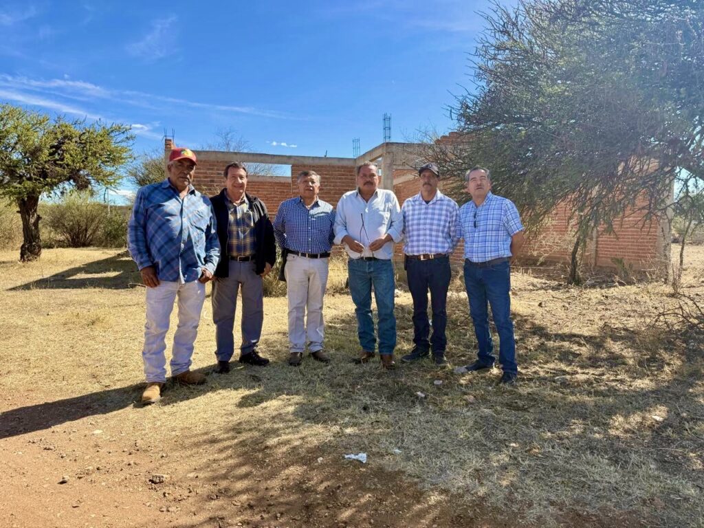 Supervisan terreno para perforación de pozo de agua en Felipe Carrillo Puerto