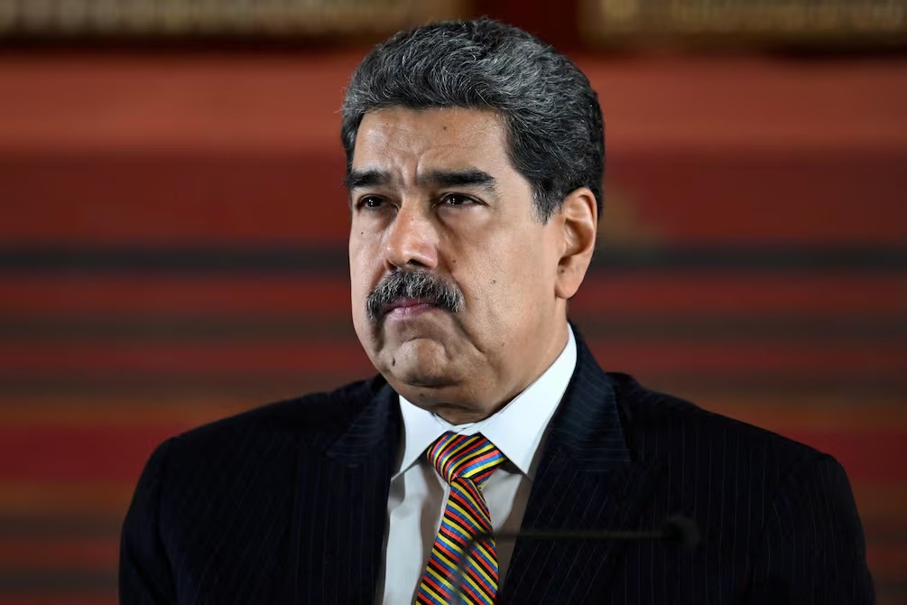 Maduro refuerza su equipo legal en juicio federal en Nueva York