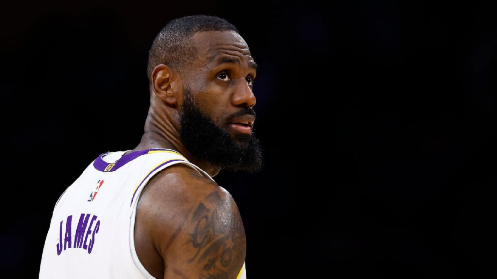 Fin de una era: LeBron queda fuera del cuadro titular del All-Star