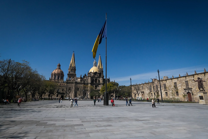 Entrega Pablo Lemus rehabilitación integral de la Plaza de la Liberación