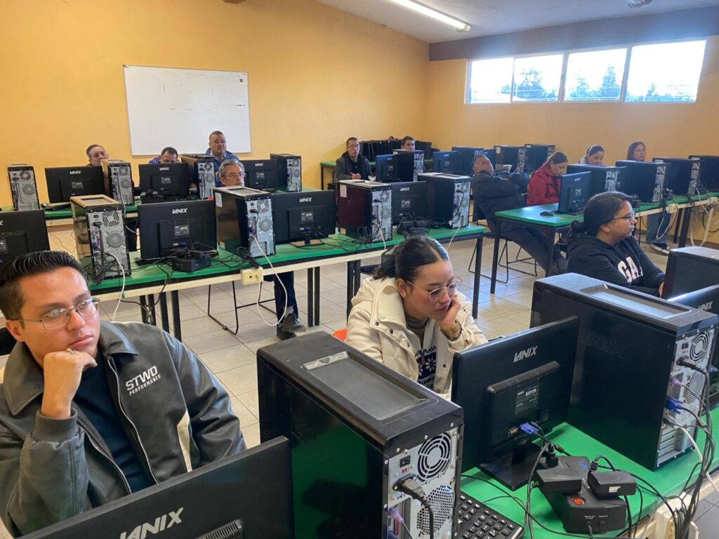 ¡Con ganas! Concluyen talleres de actualización docente; este lunes todos a clases