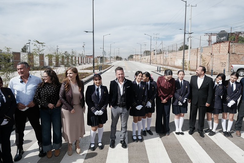 Mejoran acceso a Preparatoria Tonalá Sur con nueva vialidad en la calle Lázaro Cárdenas