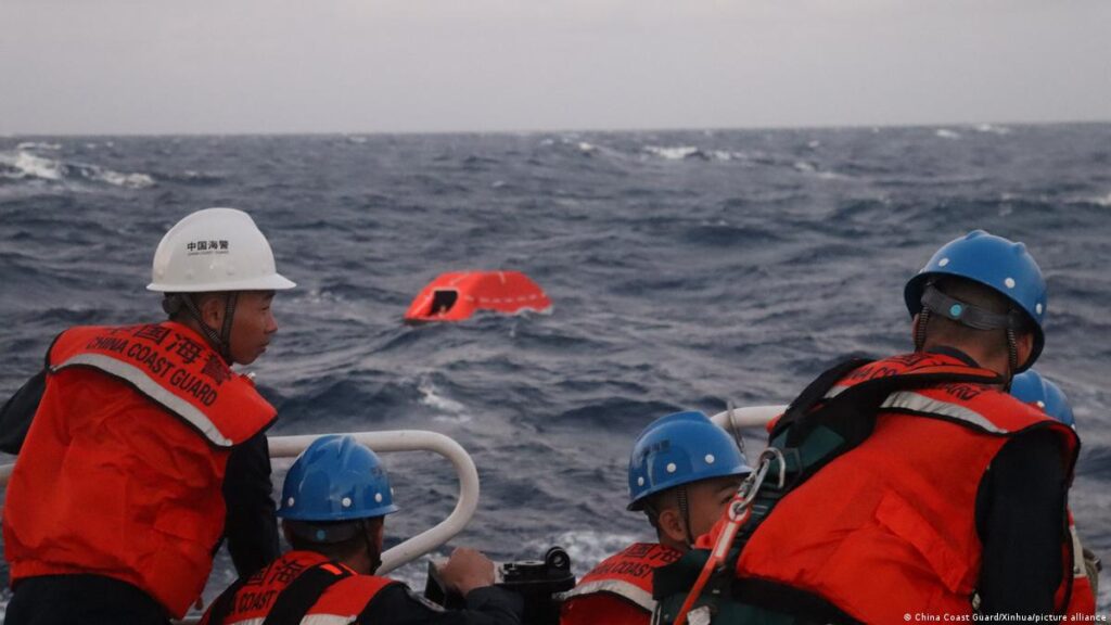 Naufragio de ferry en Filipinas deja 18 muertos y decenas de desaparecidos