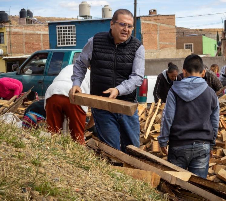 Gobierno de Parral responde con hechos ante el frío y protege a las familias más vulnerables