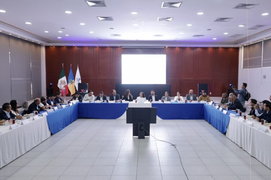 Gobierno de Guadalajara invertirá 2 mil 200 millones de pesos en obra pública para  2026
