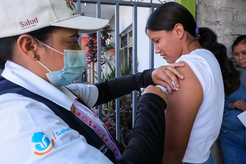 Refuerza Secretaría de Salud bloqueos de vacunación contra sarampión en zonas con presencia de casos
