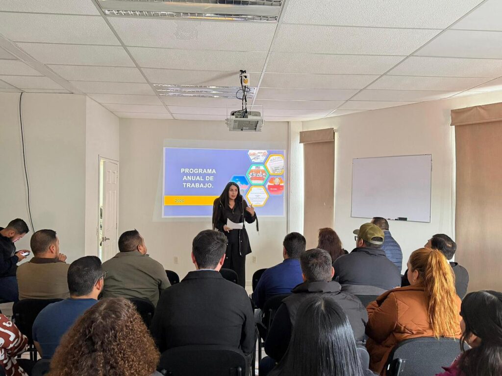 Se define Plan Anual de Trabajo para impulsar el desarrollo integral de Santiago