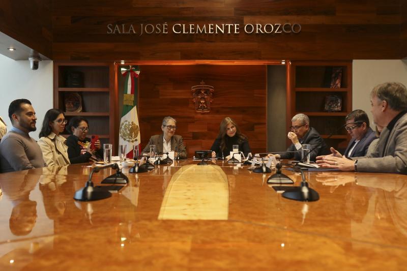 UdeG y Cineteca Nacional refuerzan alianza académica para analizar el cine desde una mirada crítica