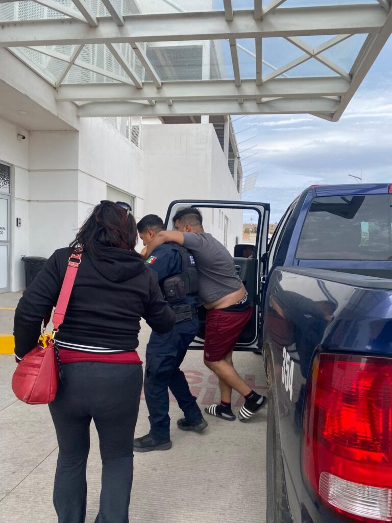 Operativo Dragón traslada a la Cruz Roja a un joven con problemas de salud