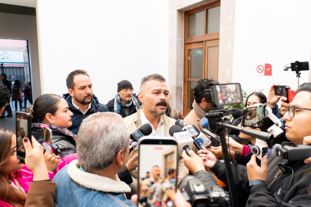 Bancada Naranja presenta iniciativas para proteger la economía de las familias duranguenses.