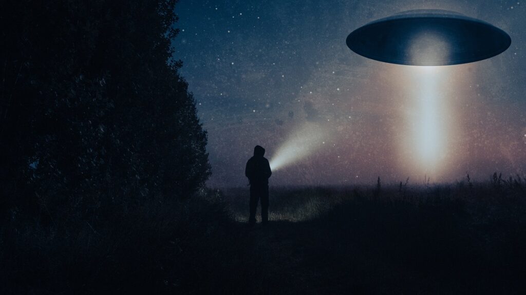¿Ovnis o ciencia? Extraños pilares de luz aparecen sobre el Popocatépetl