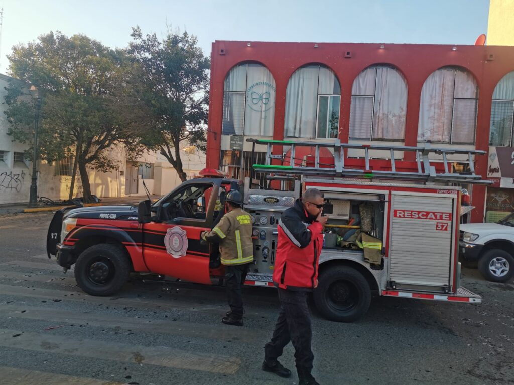 En explosión de negocio de comida de la zona centro quedan cuatro heridas