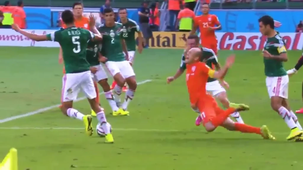 Wesley Sneijder confiesa que “No era penal” en el Mundial de 2014