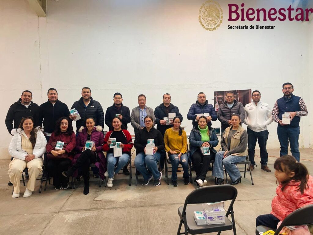 Entregan material médico a municipios de la Región 4 de los Programas de Bienestar