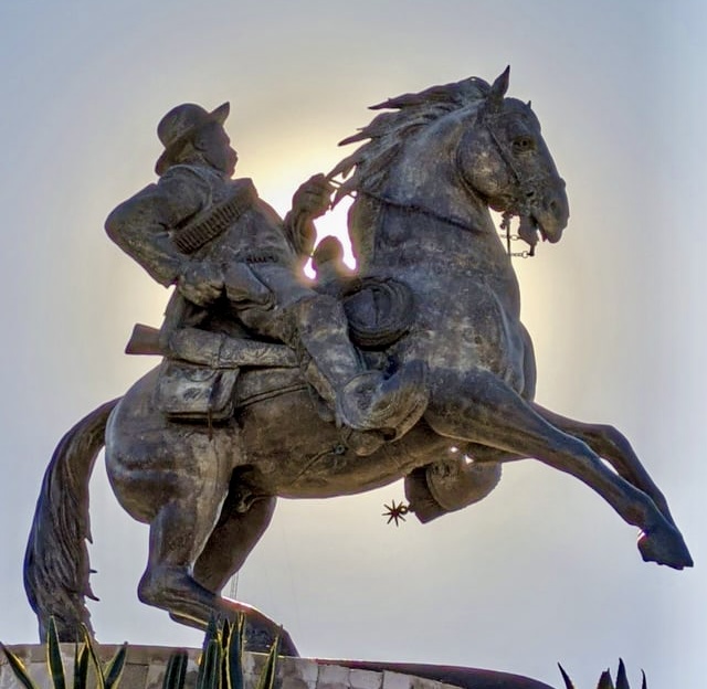 Durango proyecta monumento a Pancho Villa de 25 metros de altura: Villegas